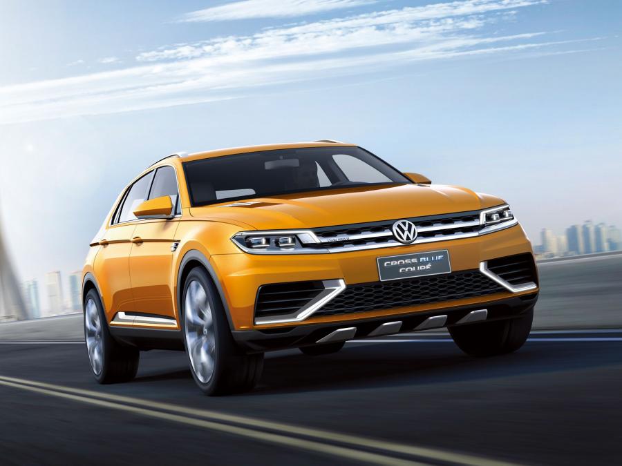  Volkswagen CrossBlue Coupe Concept 2013 года  (фото 1 из 25)